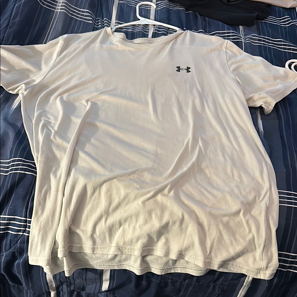 Under Armour White Short Sleeve Performance Tee